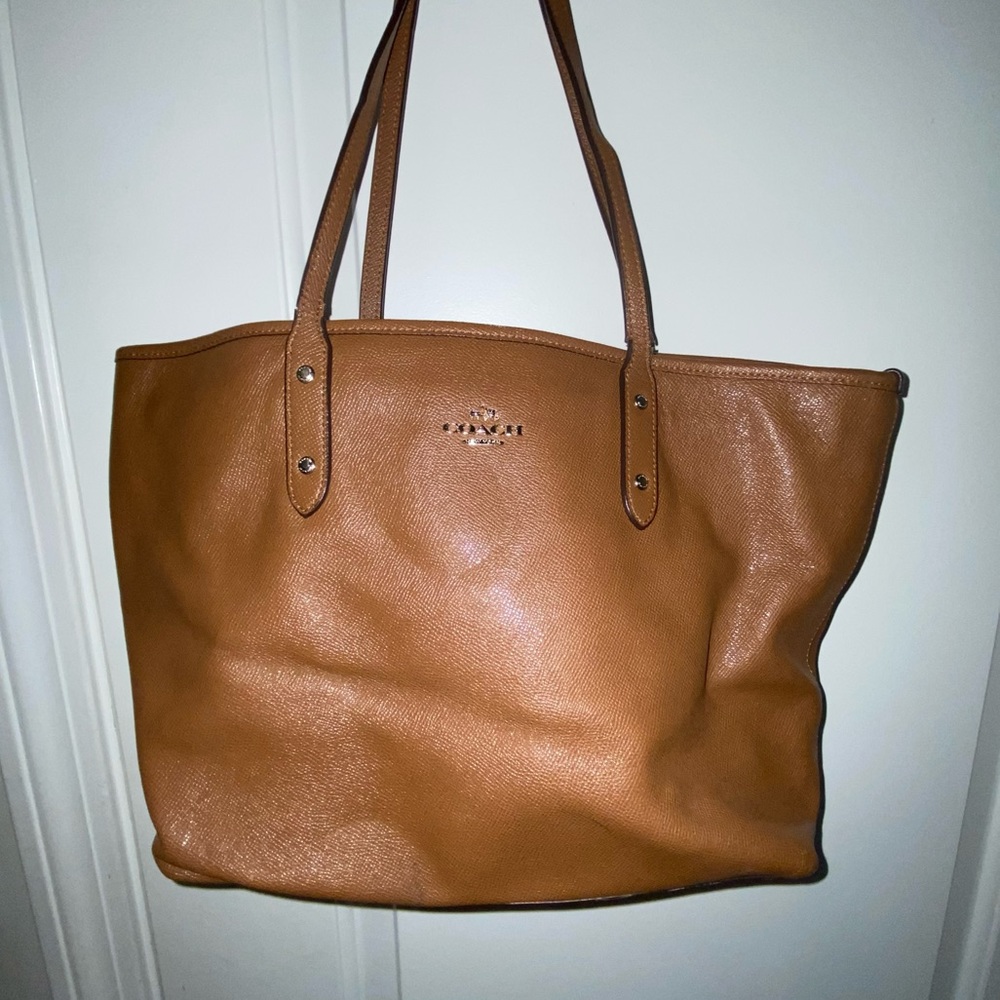 Brown Coach tote